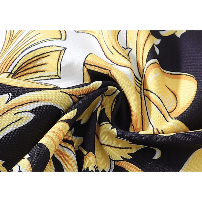 Áo Thun Tay Ngắn V-E88R-S88- Thời Trang Đường Phố Cổ Điển