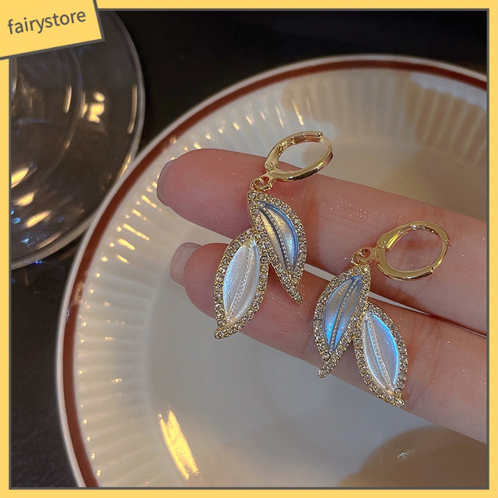 1 Đôi Bông Tai Hình Chiếc Lá Đính Đá Sang Trọng Dành Cho Nữ