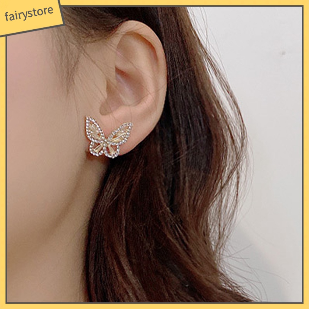 1 Đôi Bông Tai Hình Bướm Bằng Đồng Sáng Bóng Thân Thiện Với Làn Da Thời Trang Dành Cho Học Sinh