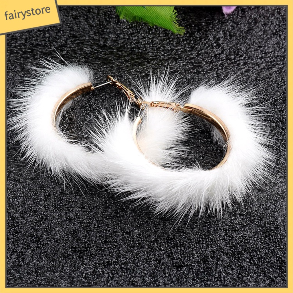 1 Đôi Bông Tai Hình Tròn Phủ Lông Thích Hợp Sử Dụng Hàng Ngày