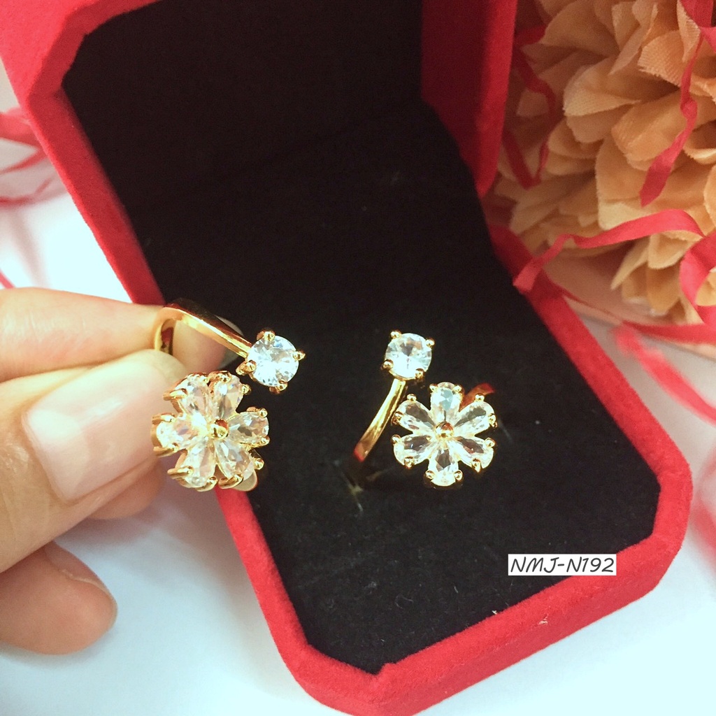 Nhẫn Nữ Hoa Đính Đá N192 Có Thể Điều Chỉnh Độ Rộng