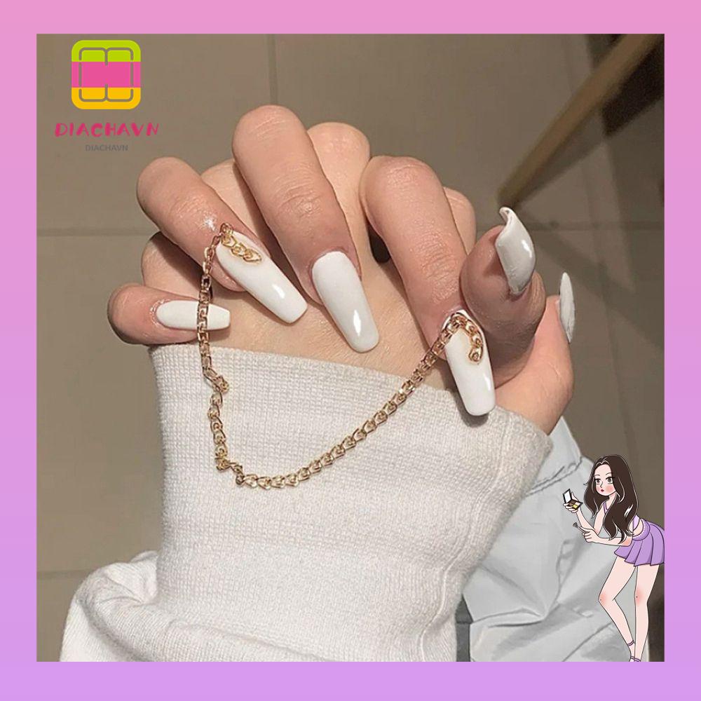 Hộp 24 Móng Tay Giả Múa Ba Lê Họa Tiết Bướm