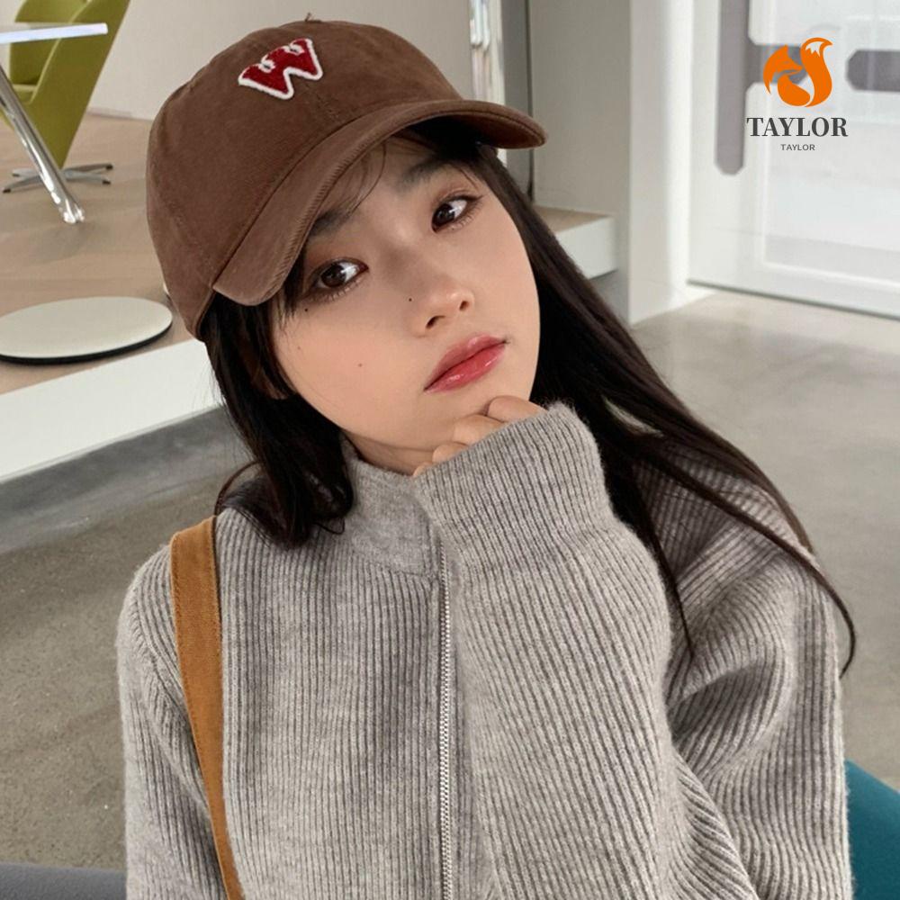 Mũ Lưỡi Trai Thêu Chữ Tiếng Anh Phong Cách Vintage Thời Trang TAYLOR1