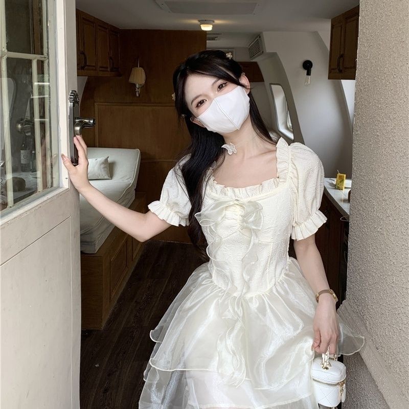 Đầm Công Chúa Cổ Vuông Phong Cách Thời Trang Mùa Hè 2023 Mới