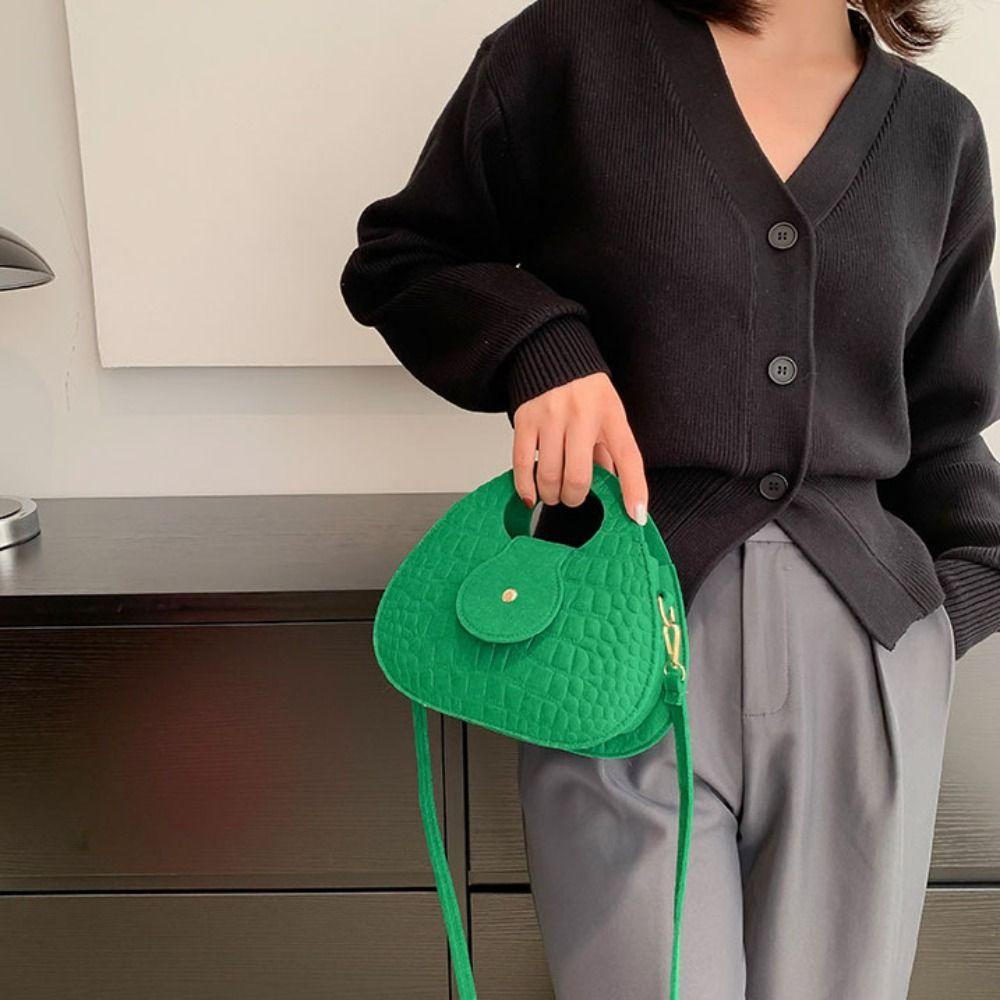 Túi Đeo Chéo Vai Màu Sắc Thời Trang Sành Điệu Cho Nữ