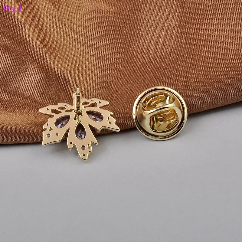 Ghim Cài Áo Hình Lá Phong Đính Ngọc Trai Thanh Lịch Thời Trang