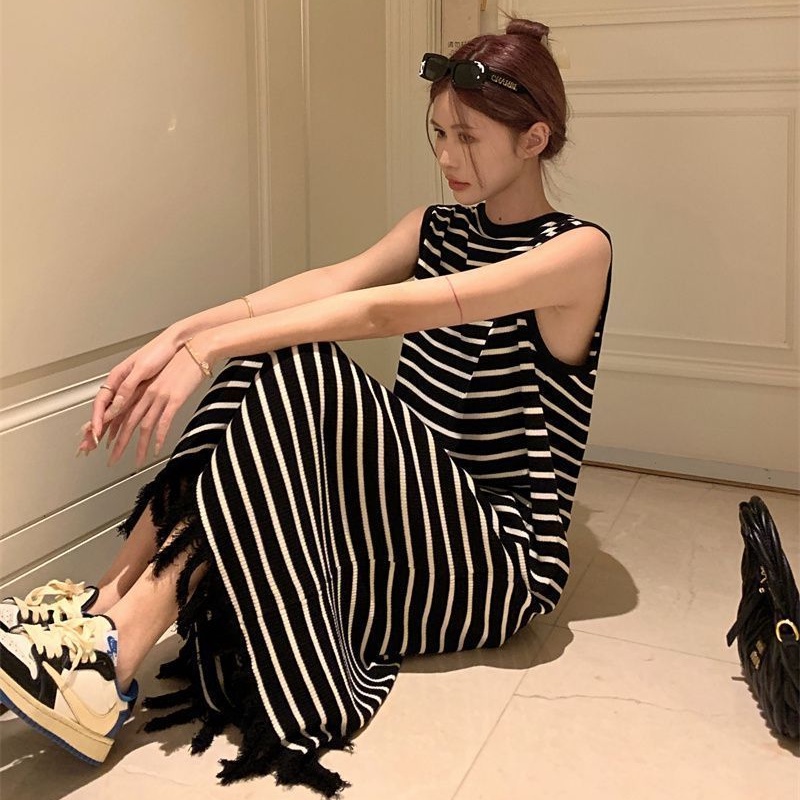 Đầm Maxi Dệt Kim Dáng Rộng Họa Tiết Kẻ Sọc Thiết Kế Mới Thời Trang Mùa Hè Cho Nữ