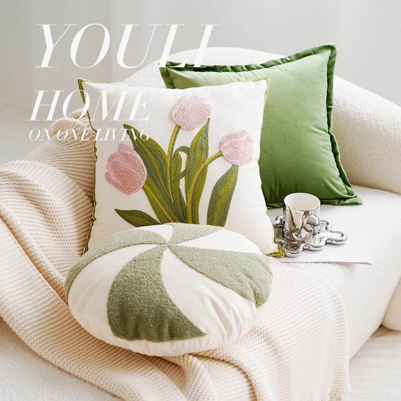 ❤Gối Đệm sofa Phòng Khách Thêu Hoa tulip Màu Xanh Lá Hồng Dễ Thương