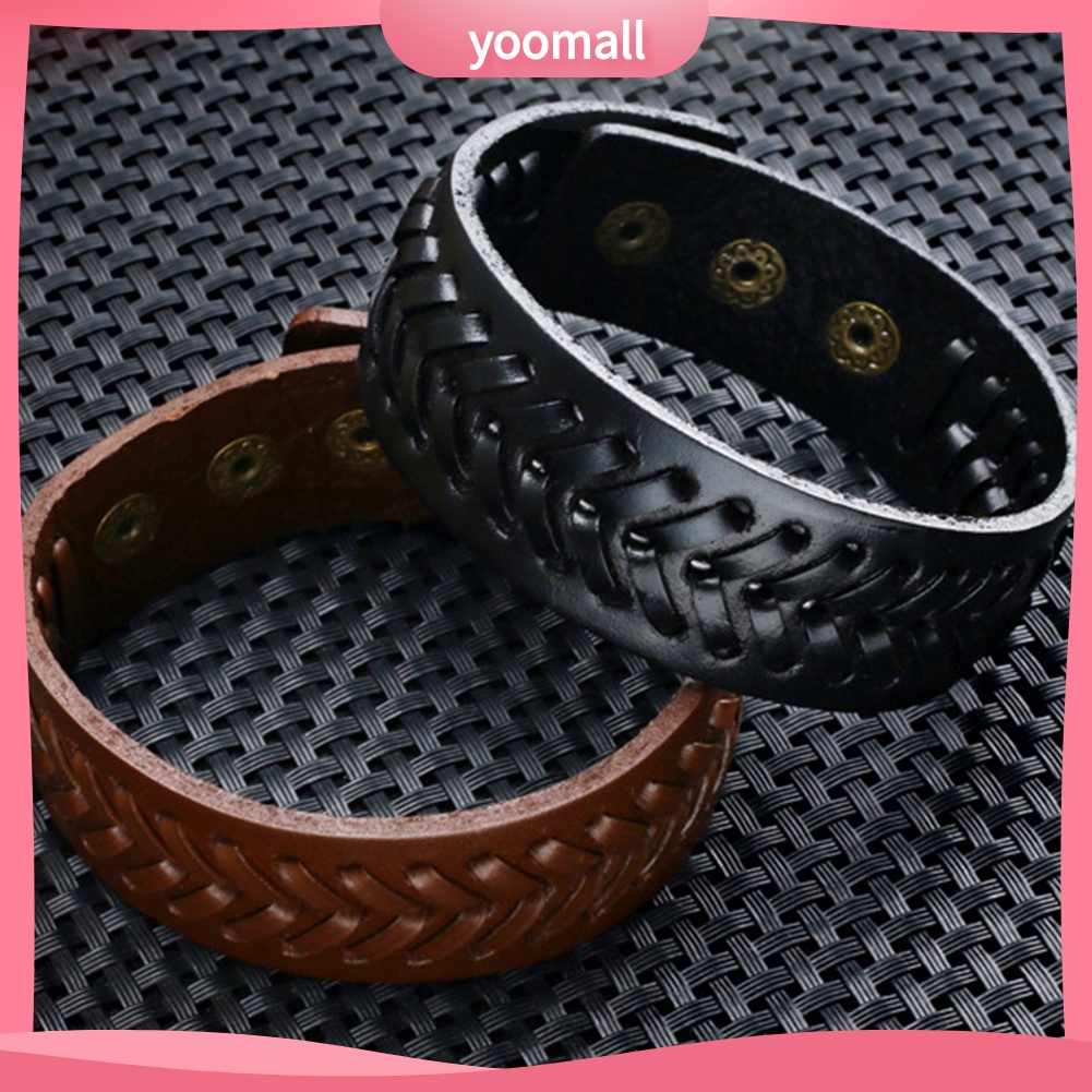 Vòng Tay Giả Da Bản To Đính Nút Phong Cách Vintage Cho Nam