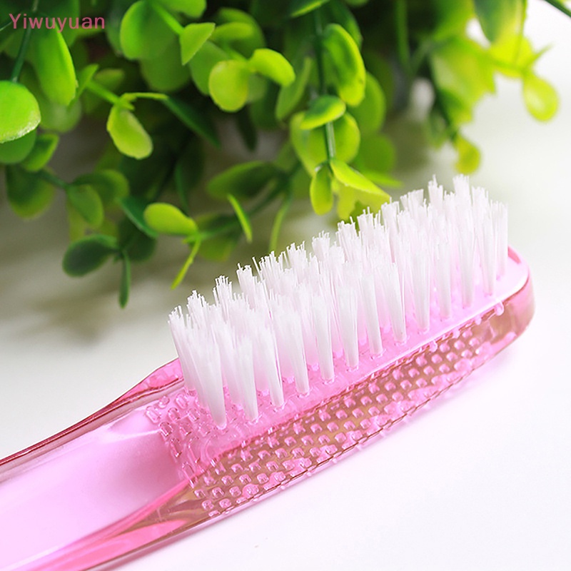 Bàn Chải Nhựa Mềm Cán Cong Loại Bỏ Bụi Cho Móng Tay