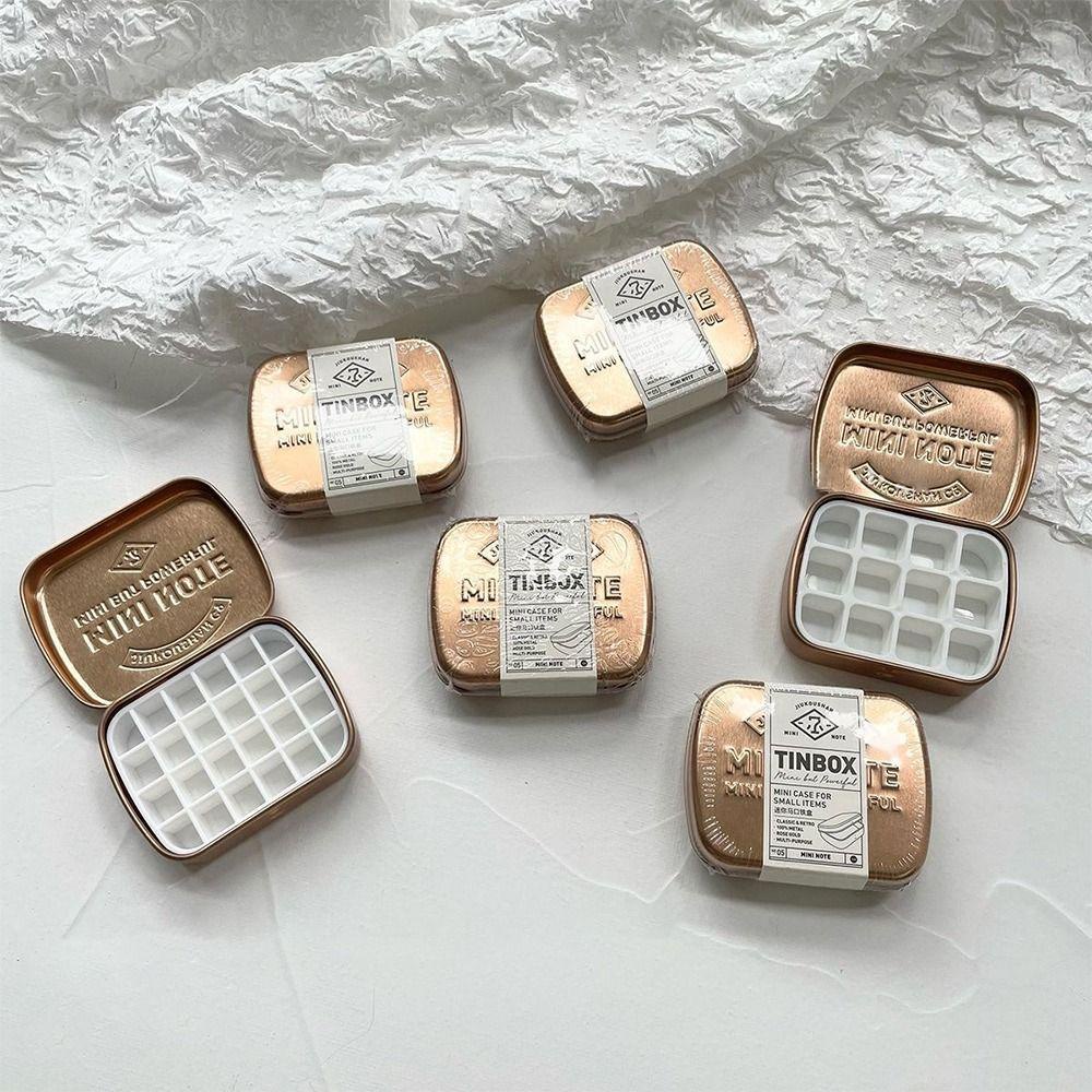 Hộp Nhựa Rỗng Đựng Màu Trắng Dùng Để Đựng Đồ DIY