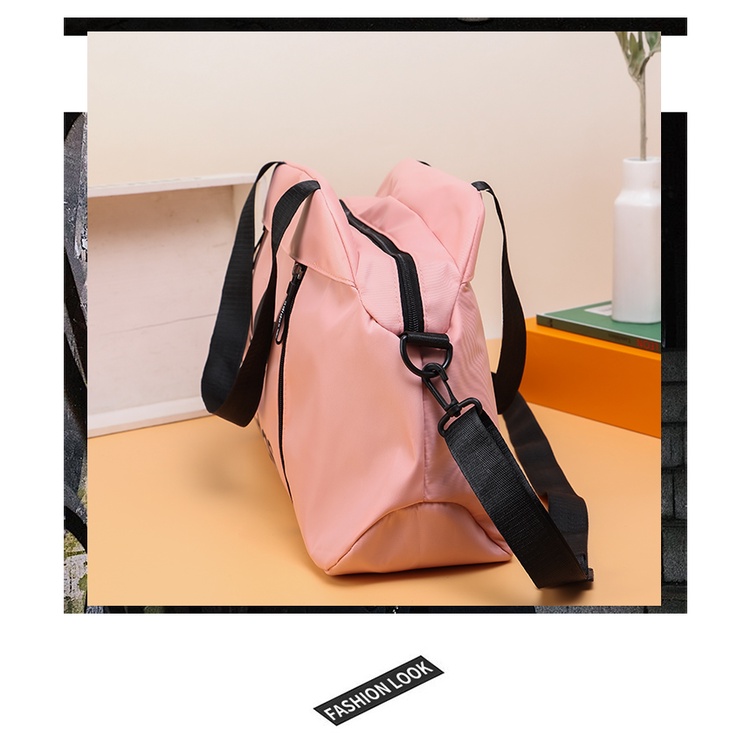 Túi Đeo Chéo Adidas ADIDAS9740 Kích Cỡ Lớn Thời Trang Cho Nữ