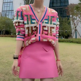 Ngọt ngào và đầy màu sắc khăn thêu v-cổ áo len trang phục mới thiết kế chữ cầu vồng mới cảm thấy áo len dệt kim