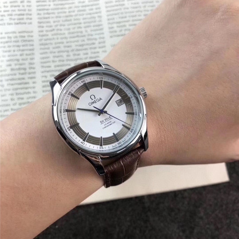 Đồng Hồ Quartz Nam Hiển Thị Ngày Với Dây Đeo Da OGA