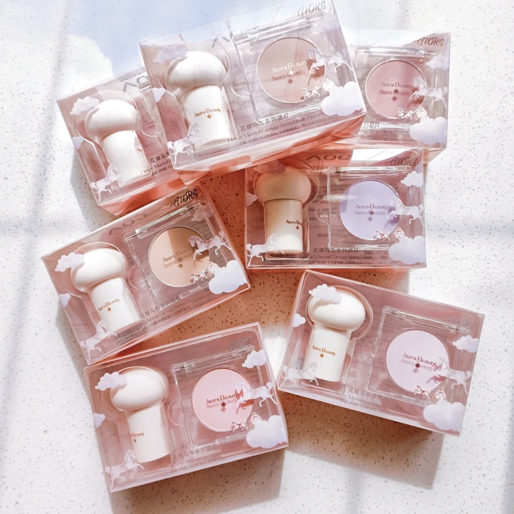 Phấn má Ators Flower Wedding Carriage kèm mút tán