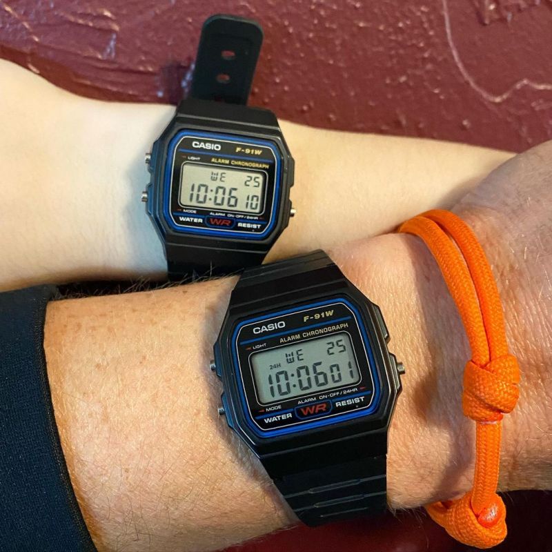 Đồng Hồ Điện Tử CASIO F-91W Chống Thấm Nước Có Đèn LED Báo Thức Tiện Dụng Cho Nam