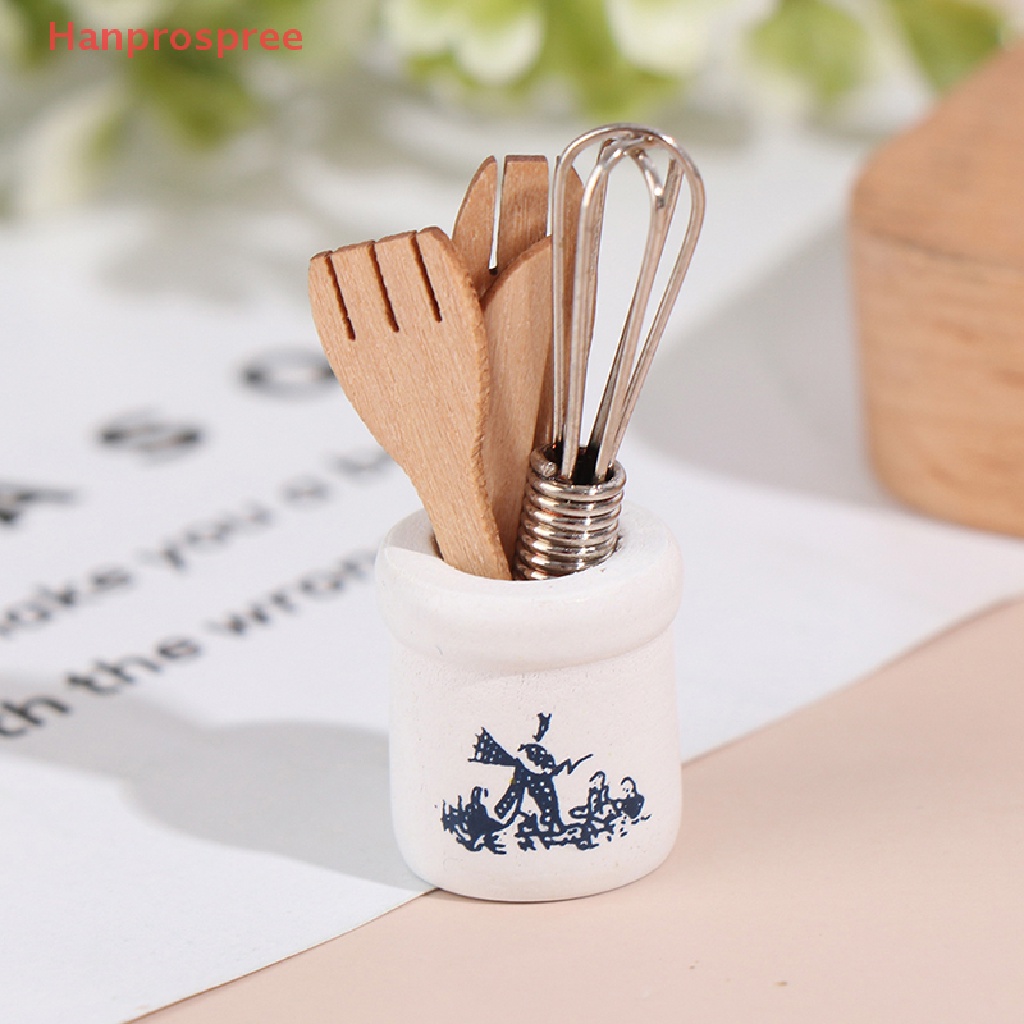Bộ Dụng Cụ Đánh Trứng Và Nĩa Kim Loại Thu Nhỏ Trang Trí Nhà Búp Bê