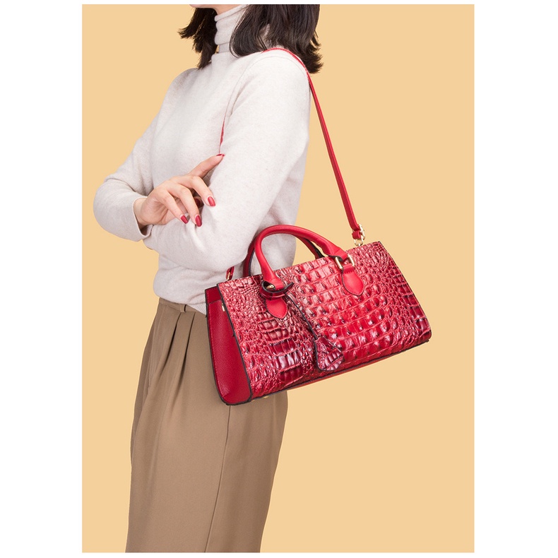 Túi Xách Họa Tiết Da Cá Sấu Thời Trang Mới Năm 2023