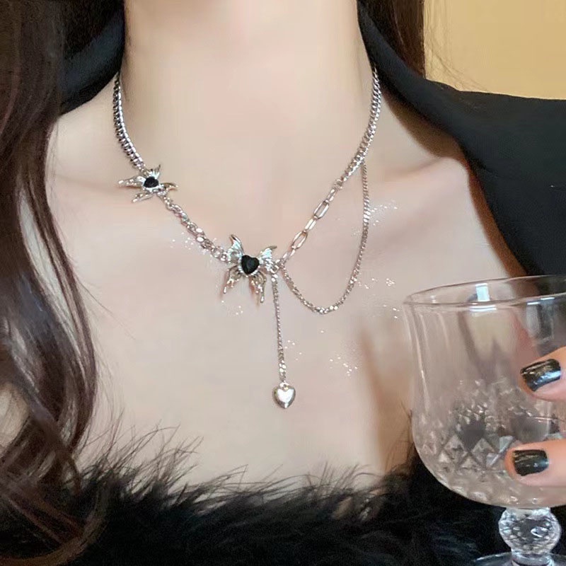 Vòng cổ Hợp Kim Mặt Hình Trái Tim / Bướm Đính Đá Thời Trang Cho Nữ