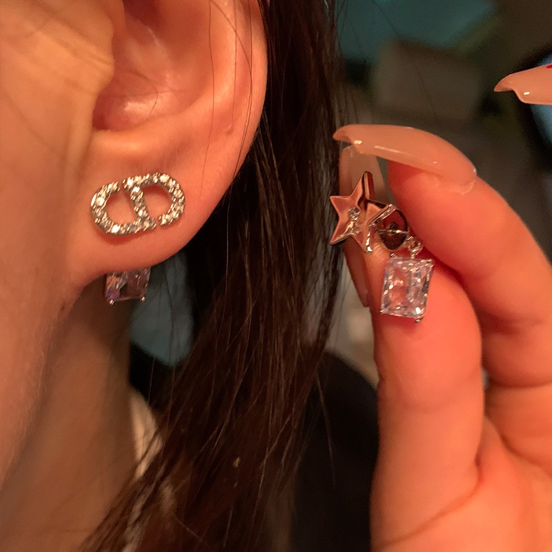 Bông Tai Đính Đá Zircon Hình Ngôi Sao Xinh Xắn Cho Nữ
