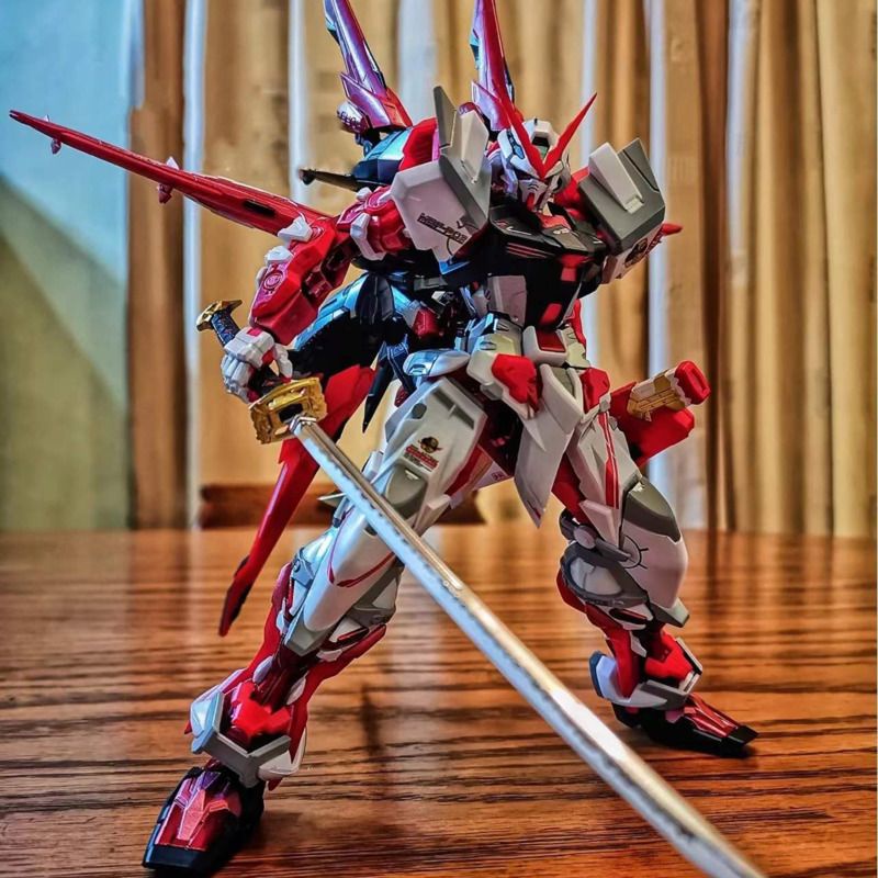 Mô Hình Gundam Đồ Chơi Điện Thoại Di Động Phiên Bản Tiếp Xúc Đỏ
