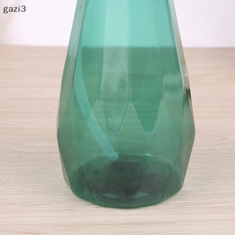 1 Chai Nhựa Có Thể Đổ Đầy Sương Dùng Để Trồng Cây