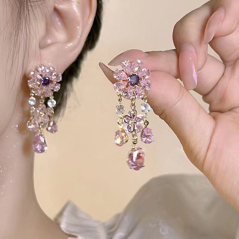 Bông Tai Hình Hoa Đính Đá Zircon Ngọt Ngào