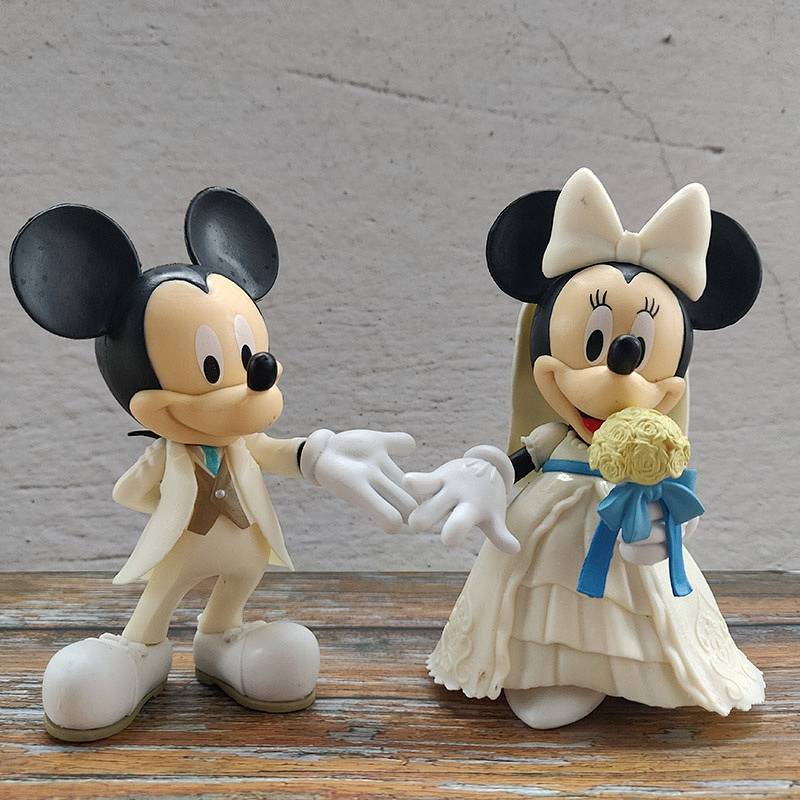 Disney Q Version Mickey Minnie Donald Duck White Wedding Dress Wedding Cake Ornaments Handmade Toy Model HPjm