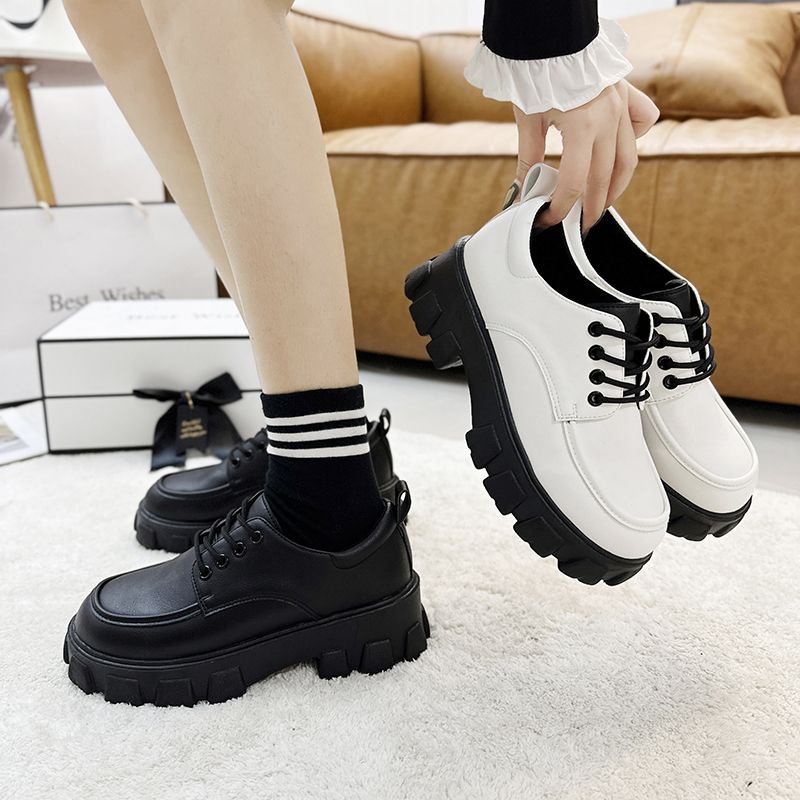 Cộng với kích thước giày nữ 35 kích thước - 43 kích thước giày dày đế giày nhỏ màu trắng English phong cách giày nữ tròn đầu dây buộc giày JK đơn giày