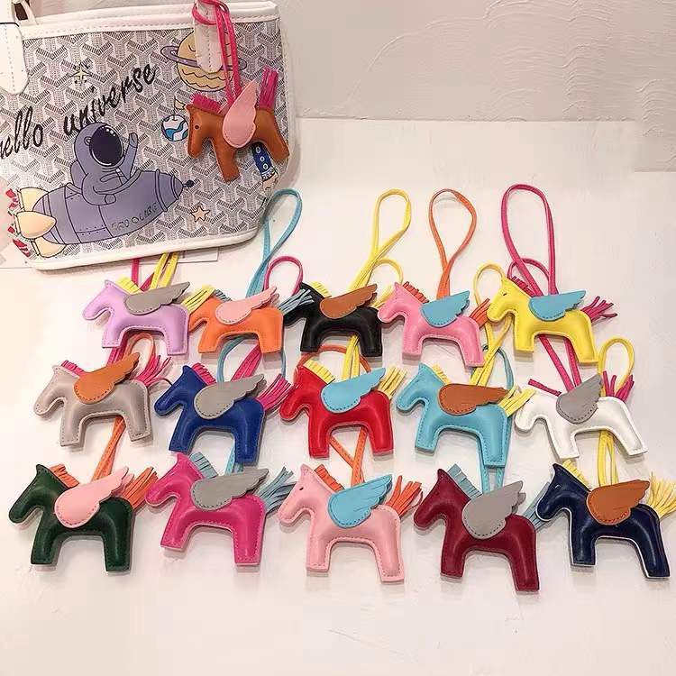 Móc Khóa Da Hình Ngựa Một Sừng Mini Xinh Xắn