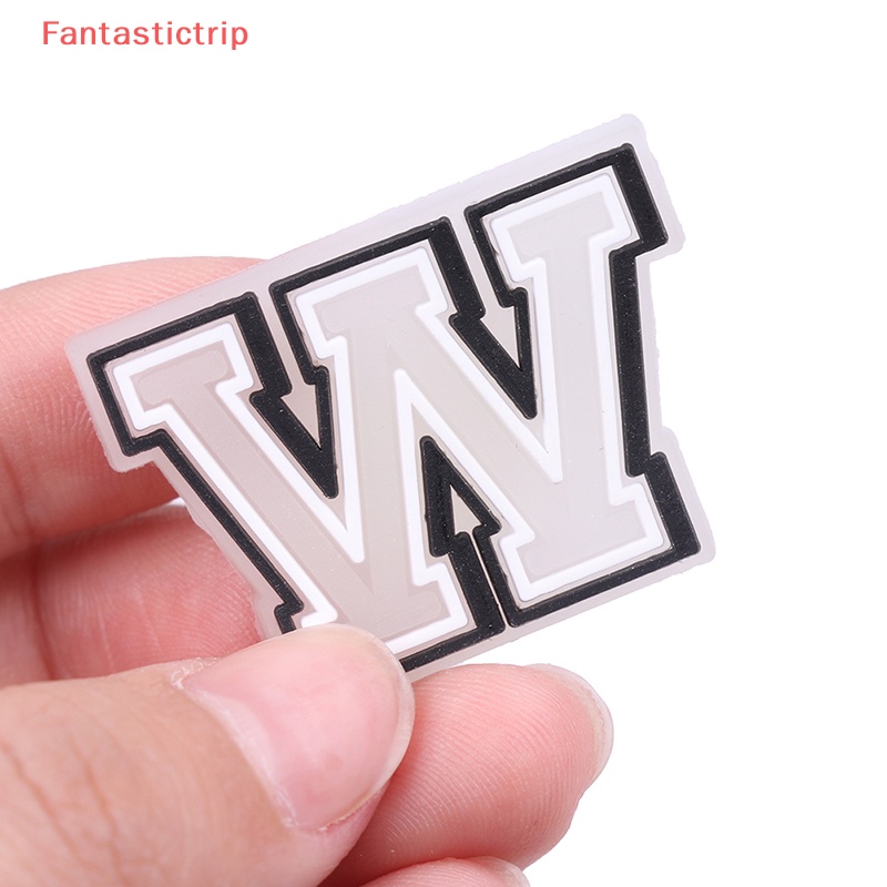 Khóa Chữ Cái A-Z Bằng Nhựa PVC Phát Sáng Dùng Trang Trí Giày Độc Đáo Mới