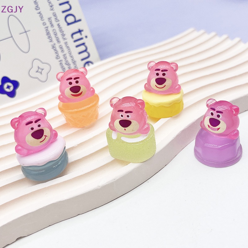 1 Tượng Gấu Và Dâu Tây Mini Bằng Nhựa Resin Phát Sáng Dễ Thương Mới