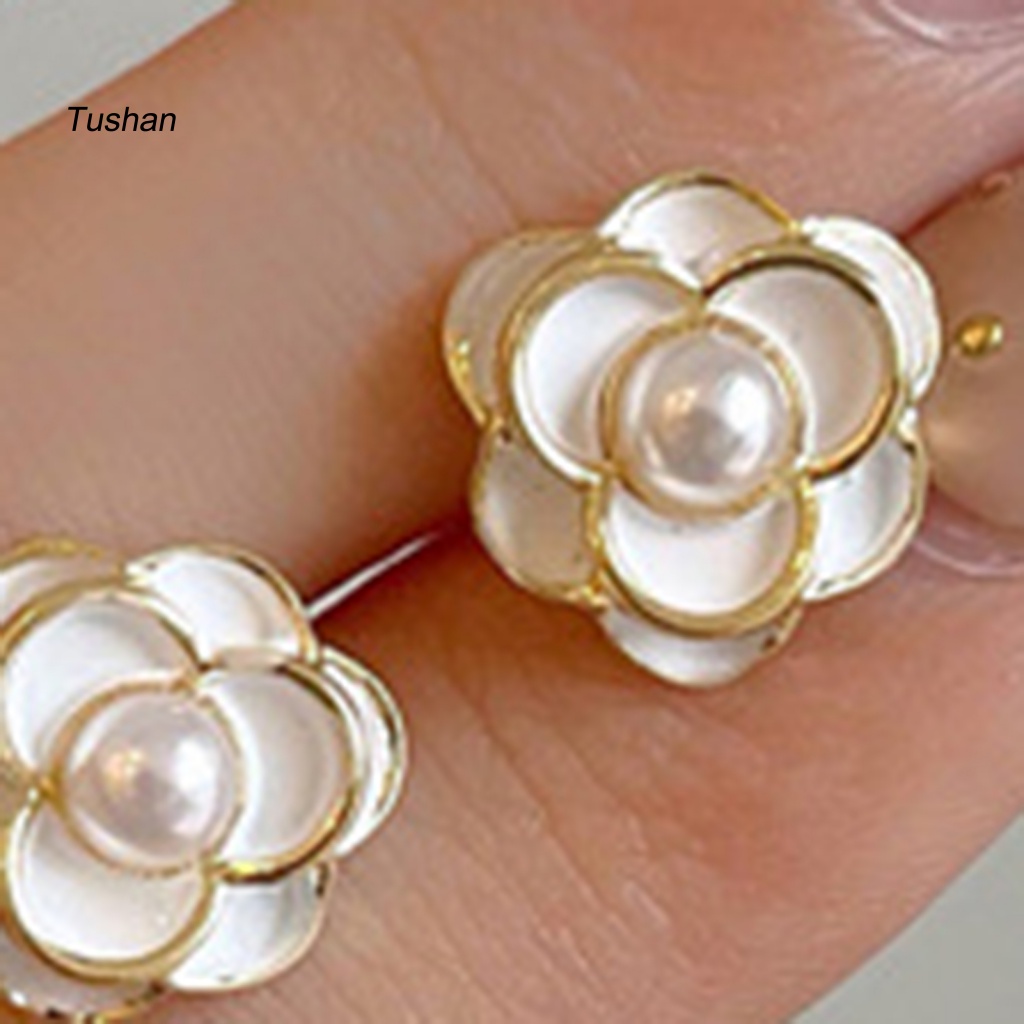 1 Đôi Bông Tai Hình Hoa Trà Đính Ngọc Trai Giả Phong Cách Hàn Quốc Dành Cho Nữ