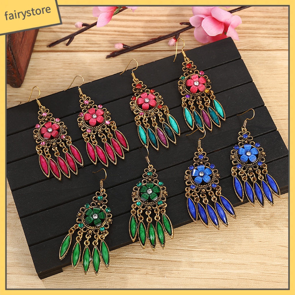 1 Đôi Bông Tai Hình Hoa Đính Đá Lấp Lánh Dành Cho Nữ