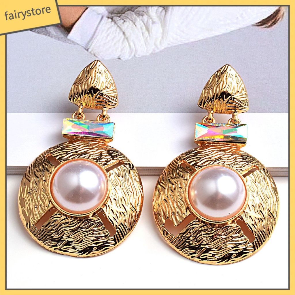 1 Cặp Bông Tai Tròn Đính Ngọc Trai Giả Bằng Hợp Kim Dễ Phối Đồ