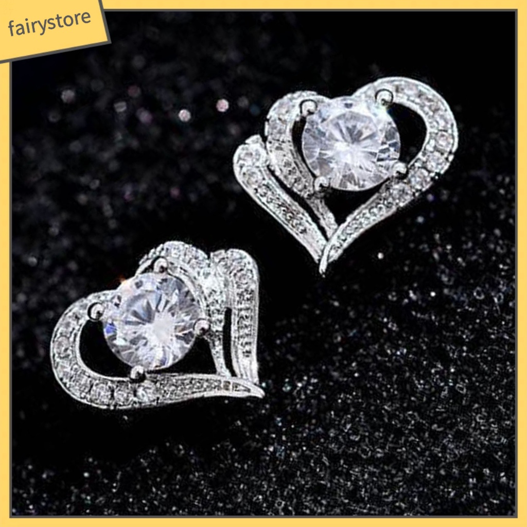 1 Đôi Bông Tai Hình Trái Tim Bằng Hợp Kim Thời Trang Dành Cho Nữ