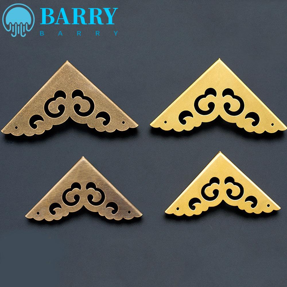 1 Khung Ốp Góc Bàn Bảo Vệ Cổ Điển