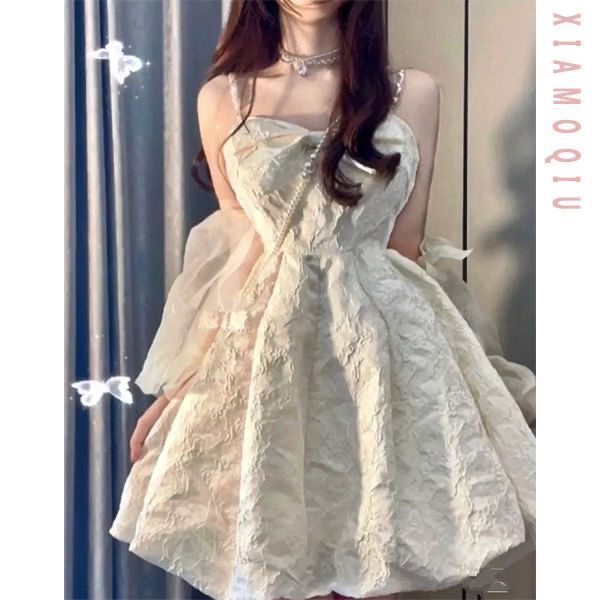 Bộ Đầm Voan Hai Dây Đính Ngọc Trai Lãng Mạn Dành Cho Nữ