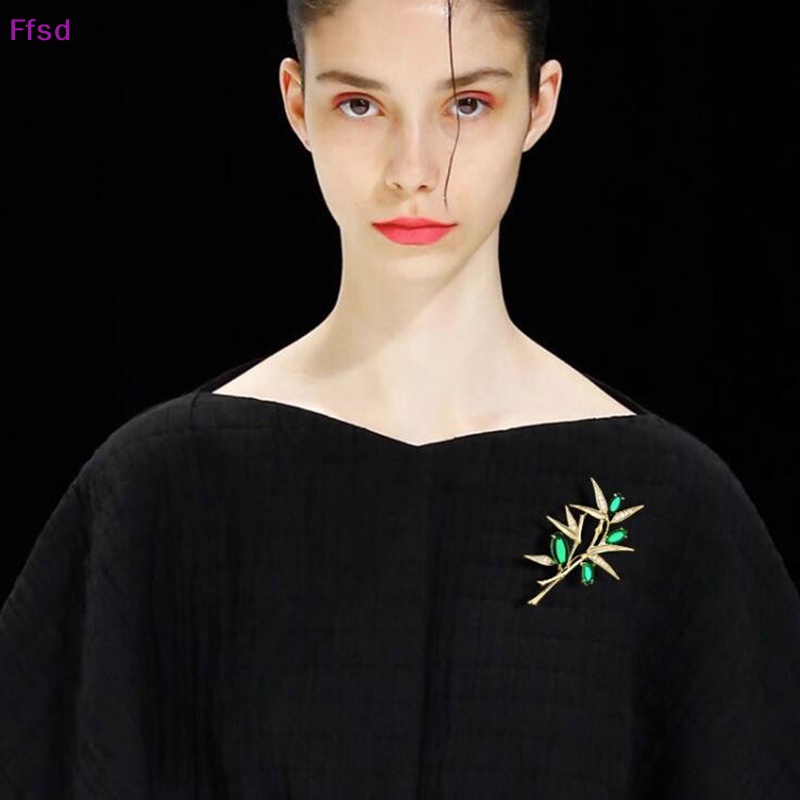 Ghim Cài Áo Hình Cây Tre Đính Đá Chất Lượng Cao Cho Nữ