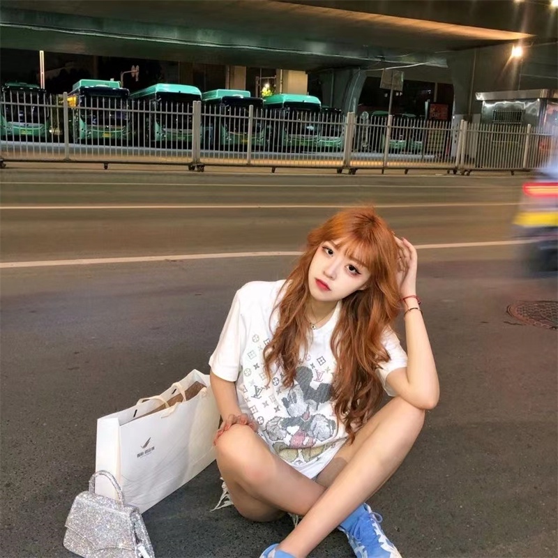 Áo Thun Ngắn Tay Cổ Tròn In Hình Mickey Thời Trang Mùa Xuân Mới