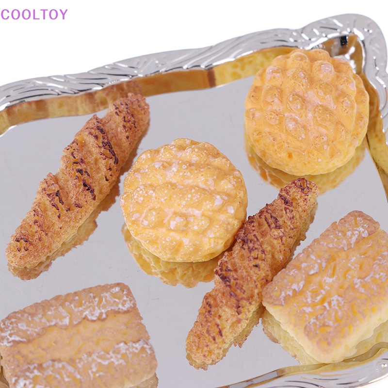 Set 8 Món Đồ Chơi Gồm Khay Bạc + Kẹp Bạc + 6 Bánh Mì Tỉ Lệ 1: 12 Trang Trí Nhà Búp Bê