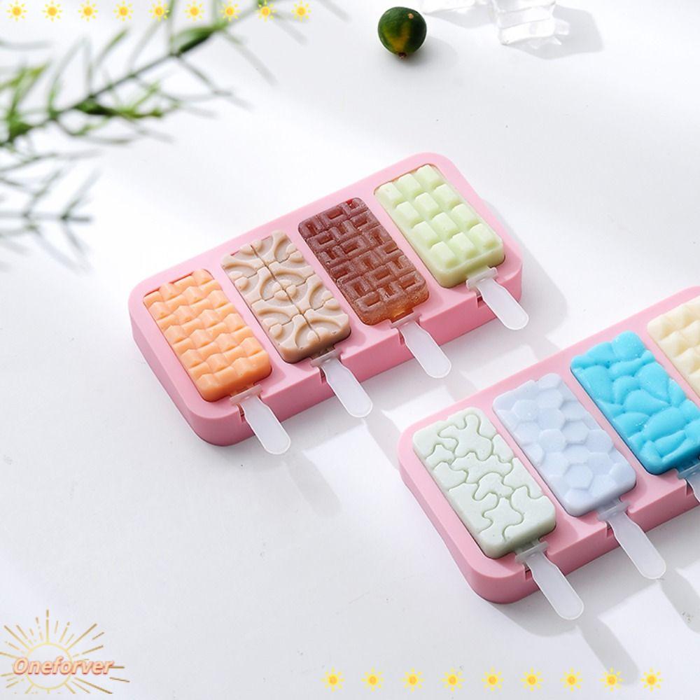 FOREVER Set 2 Khuôn Làm Đá / Sô Cô La 4 Ô Không BPA Có Thể Tái Sử Dụng