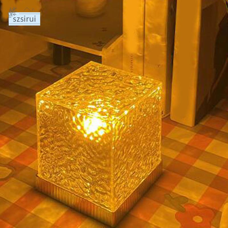 Đèn Ngủ Để Bàn Chất Liệu Acrylic Dùng Trong Ngày Valentine