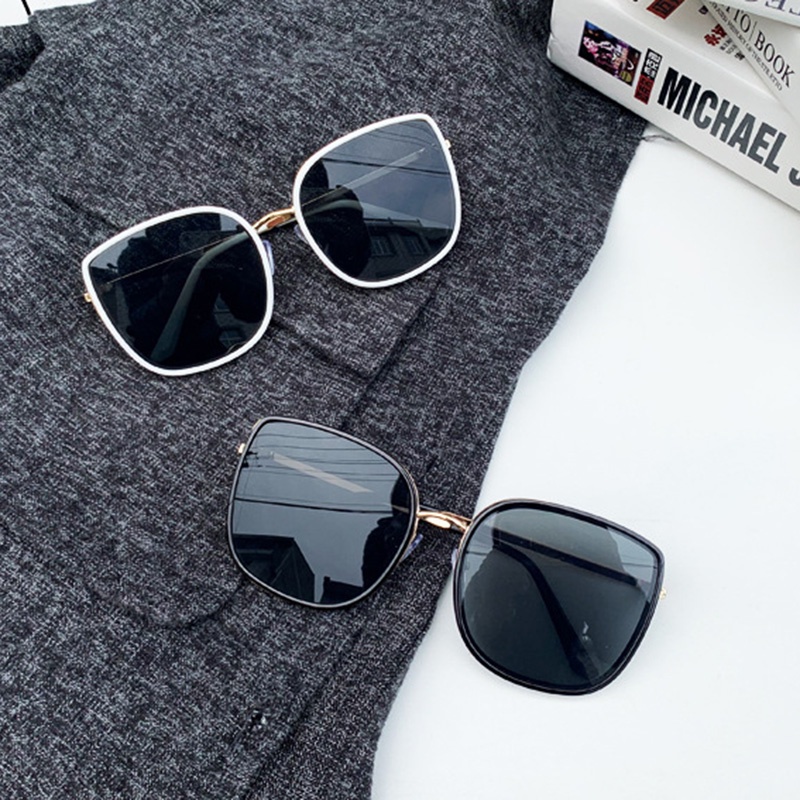 Kính Mát Gọng Vuông Kim Loại Chống Tia UV400 Thời Trang Hàn Quốc RYVN