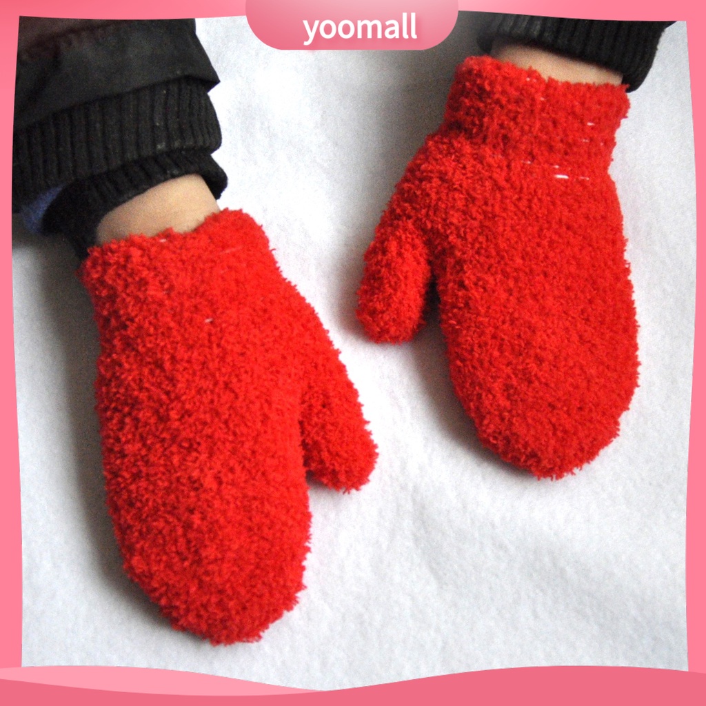 Găng Tay Nhung Giữ Ấm Màu Sắc Xinh Xắn Cho Bé