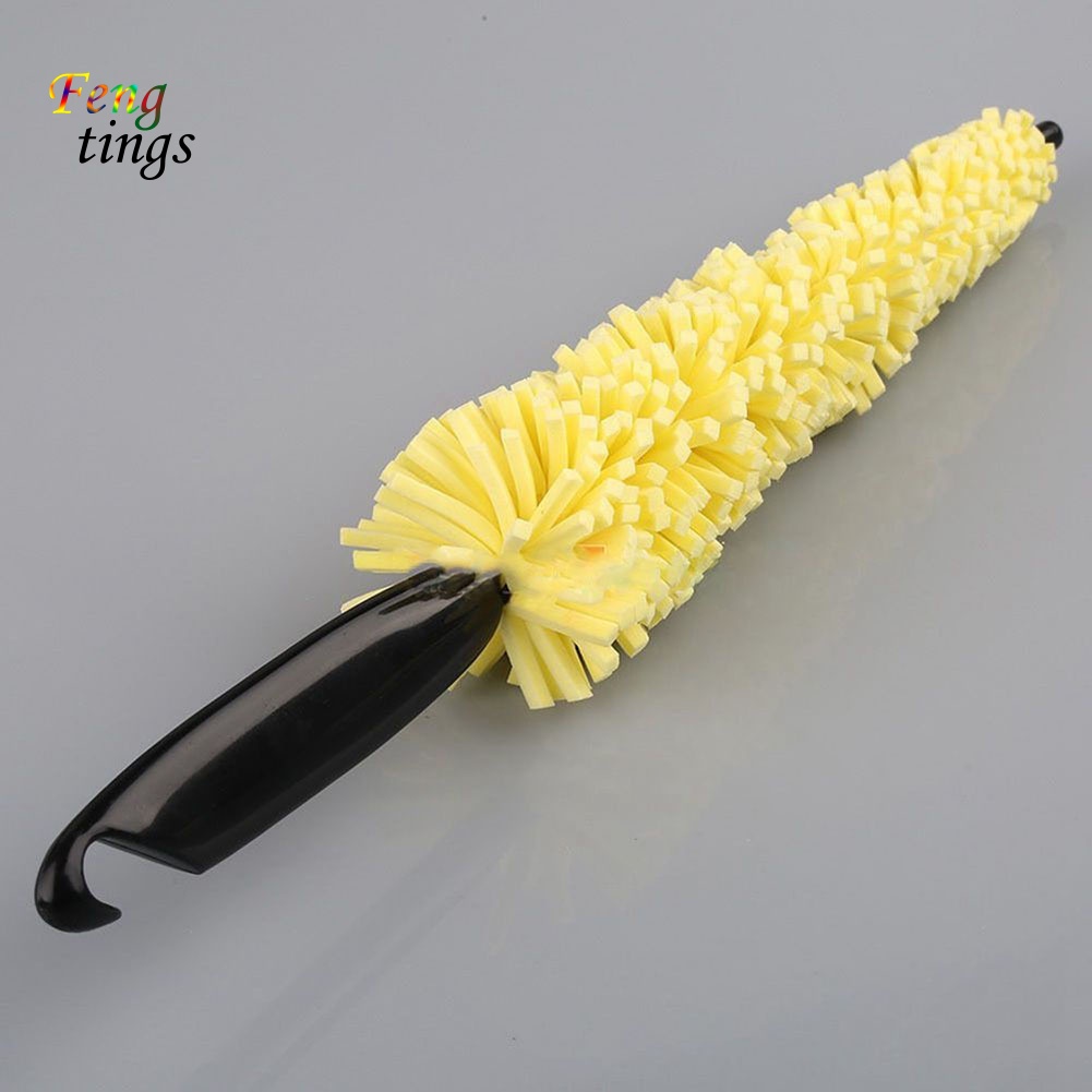 Cọ Vệ Sinh Bánh Xe Hơi Có Tay Cầm Màu Vàng Tiện Dụng