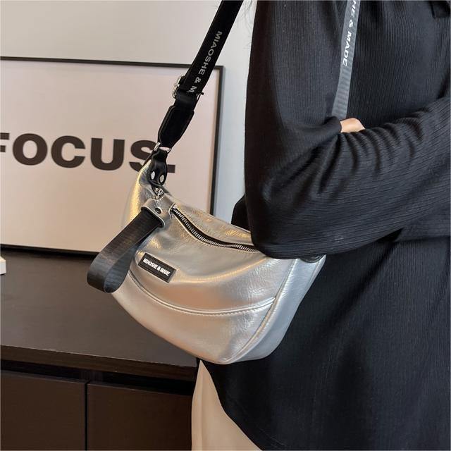 Túi niche phổ biến năm nay hot-selling 2023 túi nữ phong cách mới túi thời trang super hot messenger bag phong cách hàn quốc túi bánh bao all-match qlqw