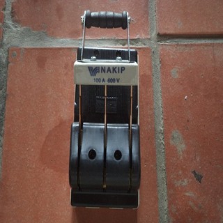 CẦU DAO 3 PHA 100A VINAKIP - 3 PHA 100 A