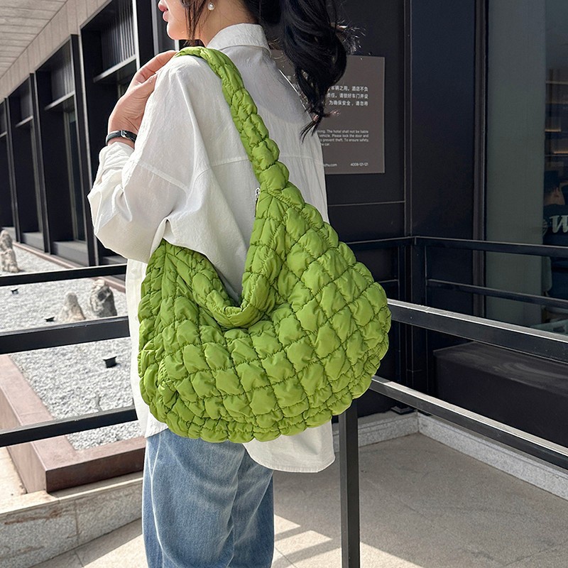 Carlyning Style Cozy Soft M Women's Bag Jennie Cos Túi Xách Đeo Vai Vải Cotton Cỡ Lớn Họa Tiết Hình Thoi Thời Trang Cho Nữ