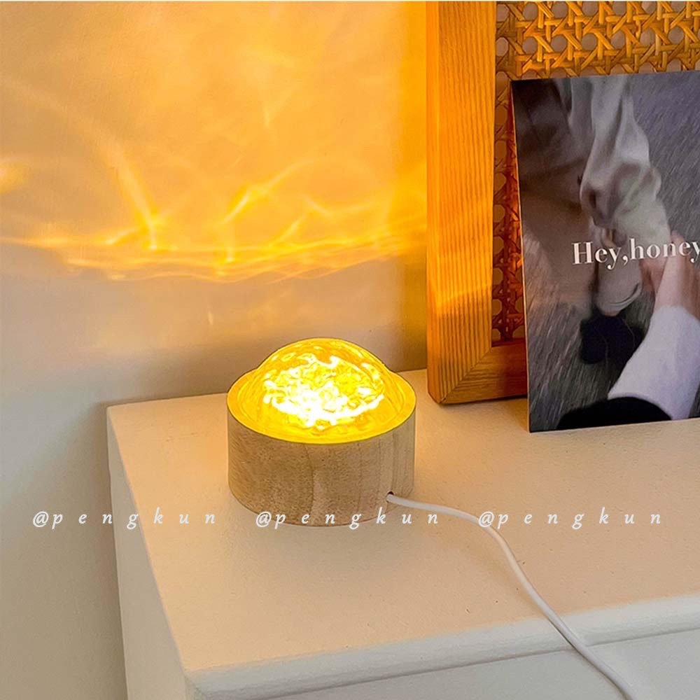 Đèn Ngủ Chiếu Hình Gợn Sóng Nước Dạng Xoay Lãng Mạn Làm Quà Tặng Cho Bạn Gái
